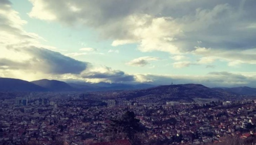 U BiH sutra umjereno do pretežno oblačno, dnevna temperatura od 7 do 14 stepeni