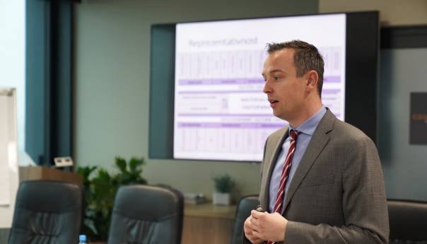 U BiH u praksi pokazati da žene vrijede jednako kao muškarci