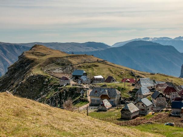 U BiH umjereno do pretežno oblačno, temperatura do 19 stepeni