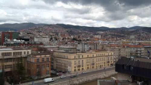 U BiH umjereno do pretežno oblačno vrijeme