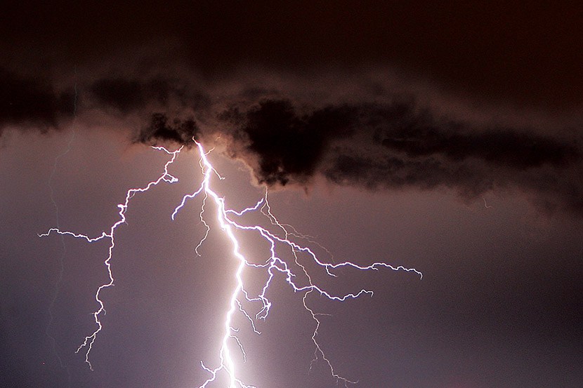 U BiH žuti meteoalarm zbog moguće jake grmljavine