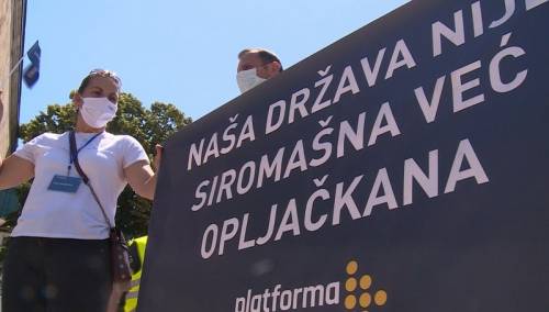 U Bihaću održana protestna šetnja Platforme za progres