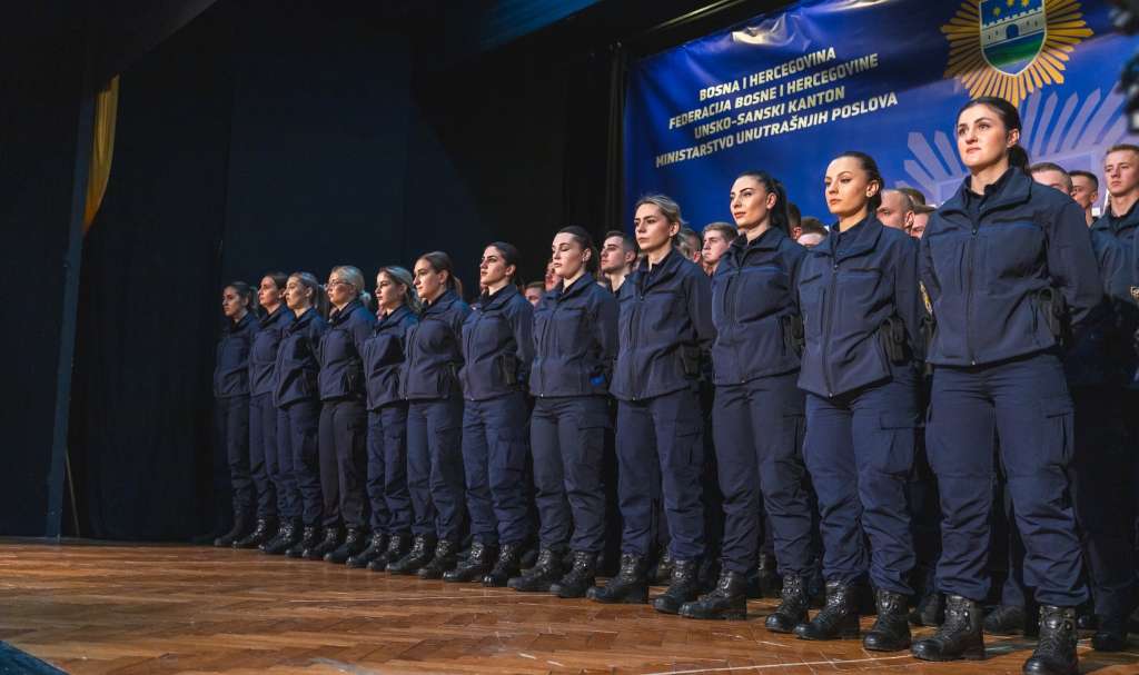 U Bihaću zakletvu položila 44. klasa kadeta Uprave policije MUP-a