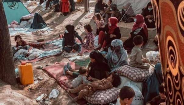 U bijegu od nasilja Afganistanci se preselili u parkove u Kabulu