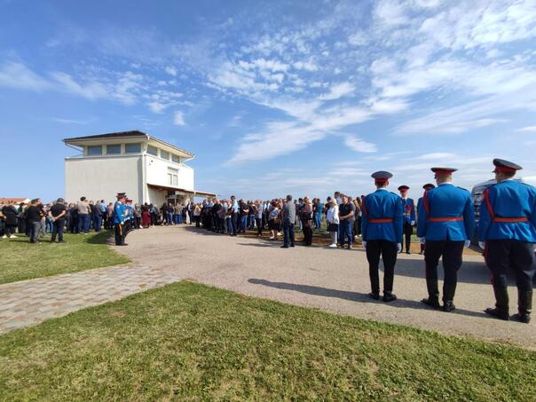 U Bijeljini sahranjen inspektor Nenad Marković