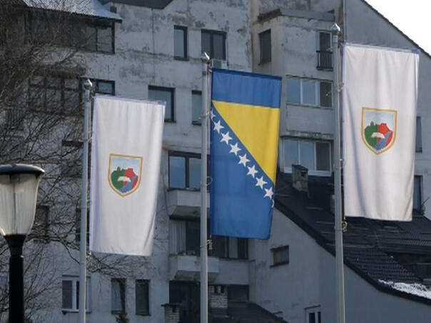 U bitku za gradove kreće i jedini preostali kanton koji u svom sastavu nema nijedan