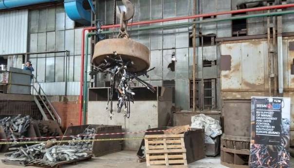 U Bosni i Hercegovini trenutno na snazi 12 zakona o oružju