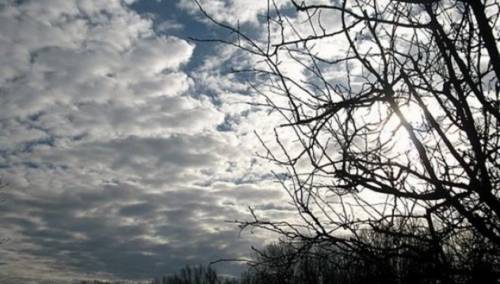 U Bosni jutro pretežno oblačno sa slabom rosuljom, Hercegovina sunčana