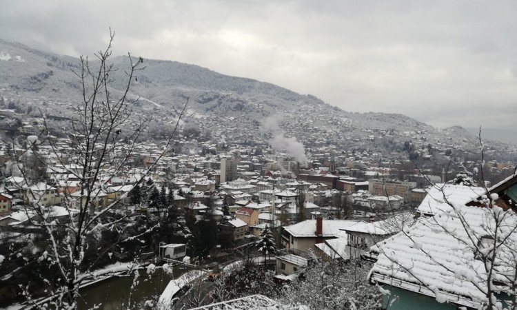 U Bosni jutros pretežno oblačno, u Hercegovini sunčano