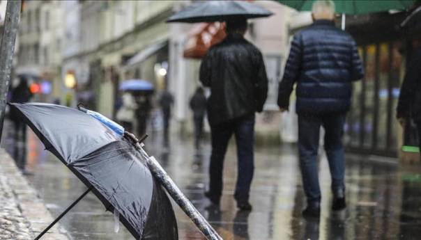 U Bosni jutros sa kišom i susnježicom, a u Hercegovini umjereno oblačno