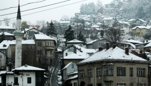 U Bosni oblačno sa susnježicom i snijegom, u Hercegovini smanjenje oblačnosti
