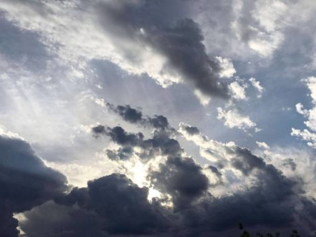 U Bosni oblačno, u Hercegovini pretežno sunčano