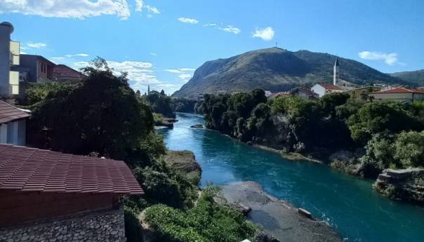 U Bosni pretežno oblačno, a u Hercegovini vedro