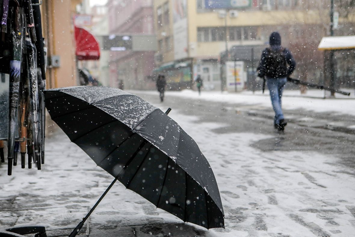 U Bosni sutra oblačno sa slabim snijegom, u Hercegovini razvedravanje