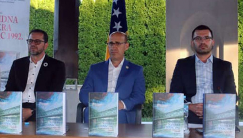 U Bratuncu promovirane knjige Ramiza Salkića 'Genocidna namjera Bratunac 1992.' I i II