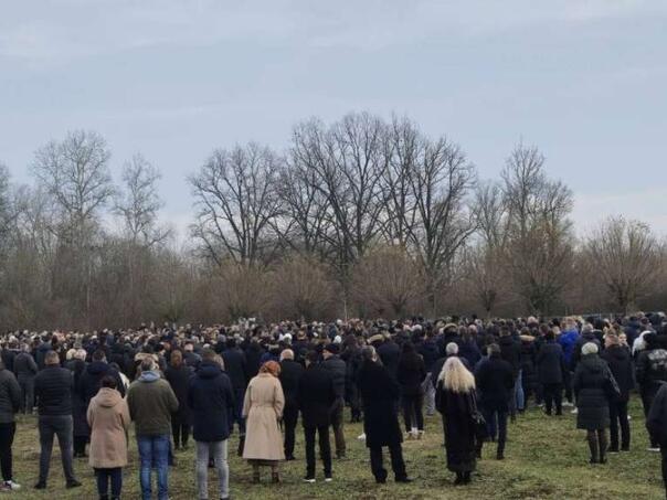 U Brčkom sahranjena dva brata i sestra koji su poginuli u nesreći