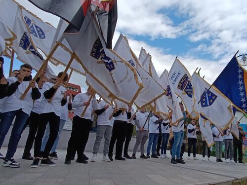 U Brezi obilježena godišnjica Armije RBiH: Defile, polaganje cvijeća i svečana akademija