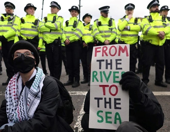 U Britaniji uhapšen policajac: Pomagao Hamasu?