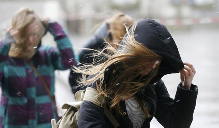 U centralnim i zapadnim krajevima jaki udari vjetra