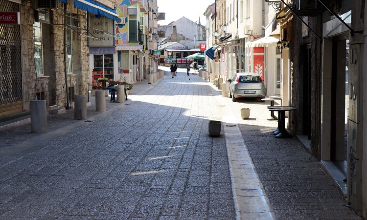 U četiri crnogorska grada zatvoreni ugostiteljski objekti