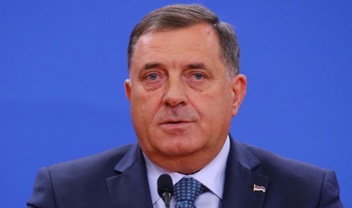 U čijem interesu radi Dodik?