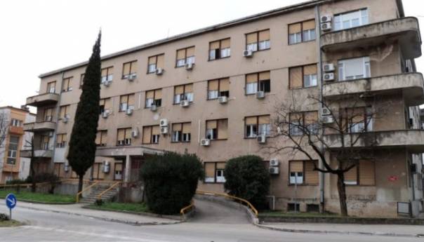 U 'covid bolnici' u Mostaru preminulo 28 osoba, među njima i 23-godišnjak
