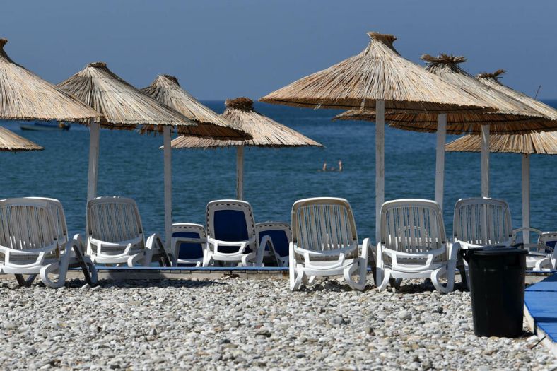 U Crnoj Gori apartman košta jednako dvije ležaljke na plaži za nekoliko sati