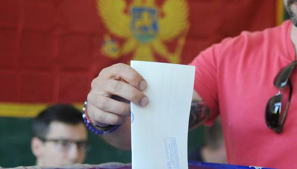 U Crnoj Gori do 11.00 sati glasalo 20,6 birača