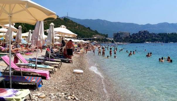 U Crnoj Gori najviše turista iz Bosne i Hercegovine i Srbije