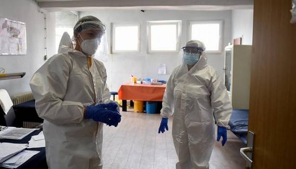 U Crnoj Gori očekuju pad broja umrlih od koronavirusa