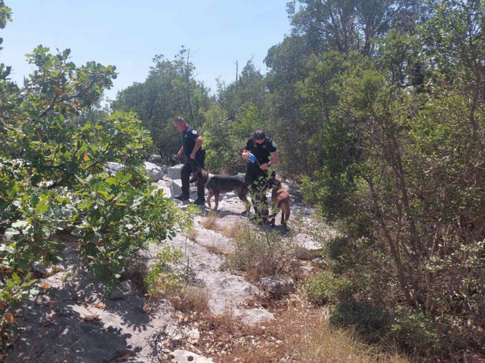 U Crnoj Gori oslobođeno 11 zarobljenih migranata, uhapšena tri Pakistanca