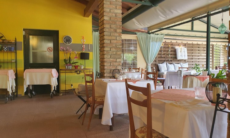 U Crnoj Gori povećan broj zaraženih, moguće zatvaranje restorana