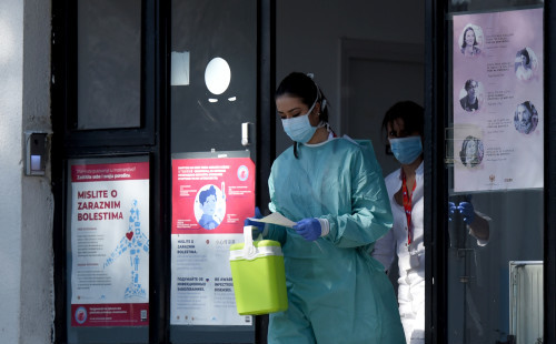 U Crnoj Gori preminula jedna osoba, 24 novozaraženih