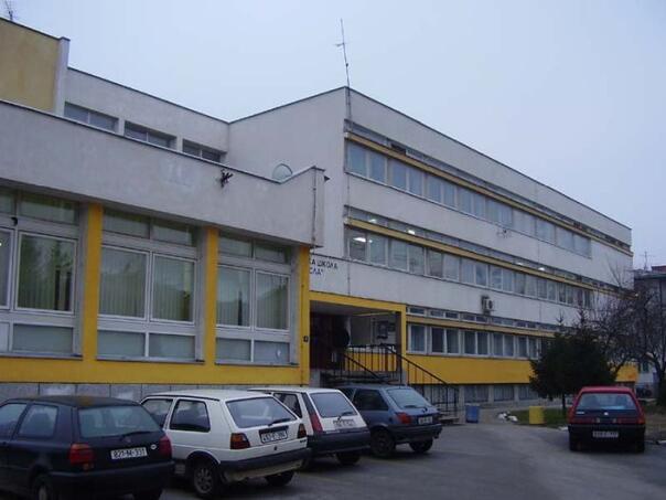 U dvije banjalučke škole postavljene bombe, izvršena evakuacija