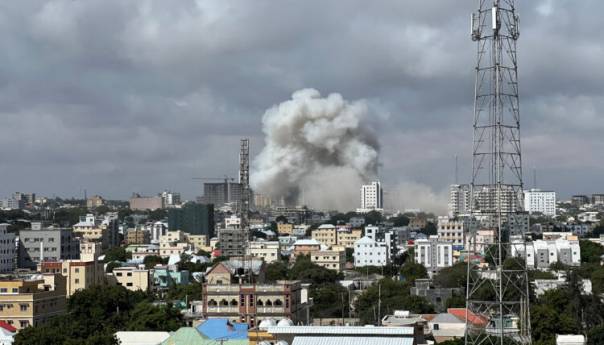 U eksplozijama automobila bombi u Mogadišu 100 mrtvih i 300 ozlijeđenih