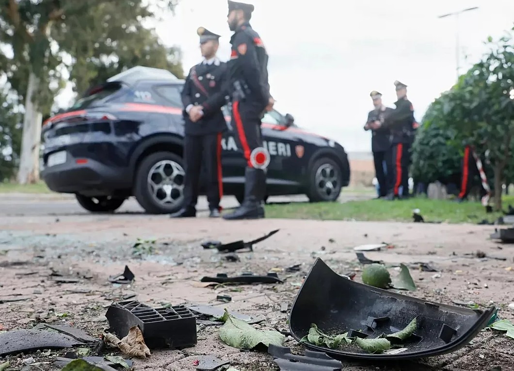 U eksploziji bombe uništen automobil uglednog italijanskog novinara