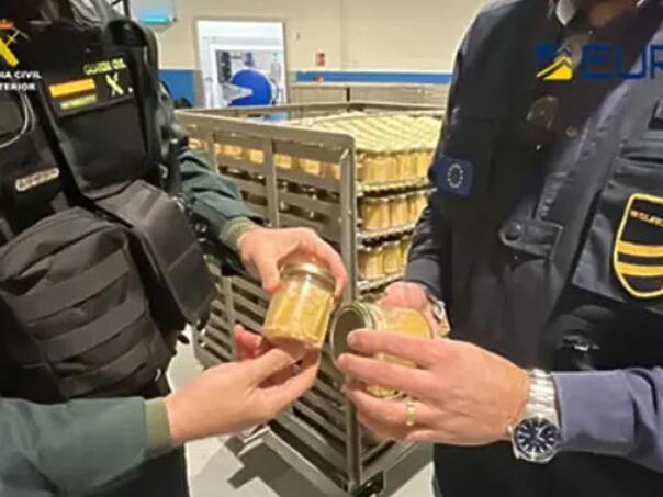 U Evropi zaplijenjene tone hrane koja je prepakovana nakon što joj je istekao rok upotrebe