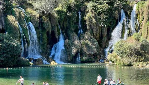 U FBiH u augustu više od 143 hiljade turista, ostvareno više od 340 hiljada noćenja