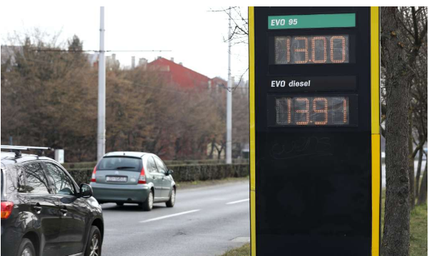 U FBiH u maju uvezeno 79.333 tone dizela i 13.542 tone benzina