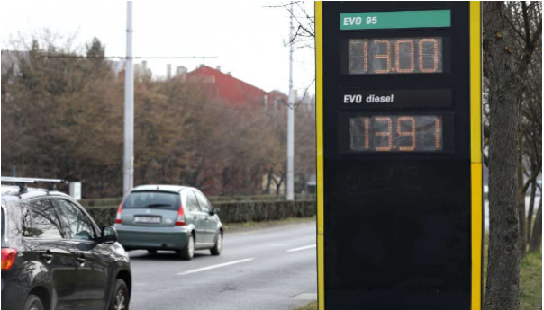 U FBiH u maju uvezeno 79.333 tone dizela i 13.542 tone benzina