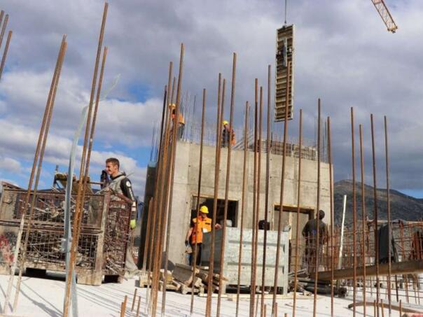 U FBiH veći broj radno sposobnog i ekonomski aktivnog stanovništva