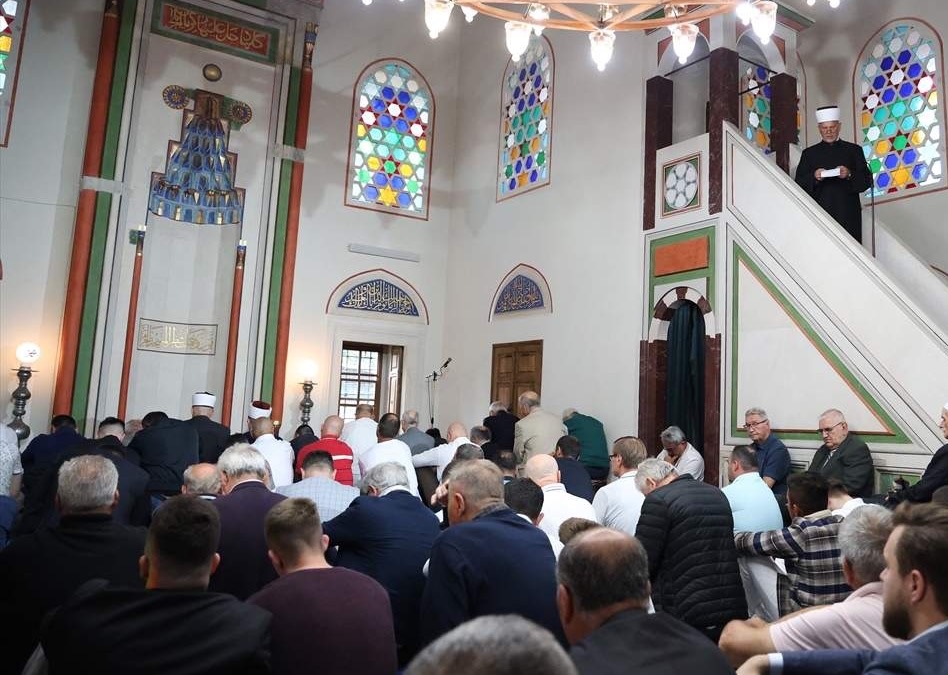U Ferhat-pašinoj džamiji u Banjaluci klanjan bajram-namaz