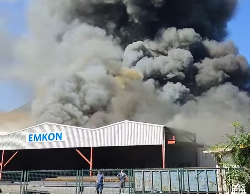 U firmi Ferro Keš u Mostaru izbio požar