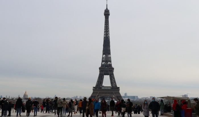 U Francuskoj 86.803 smrtna slučaja povezana s koronom