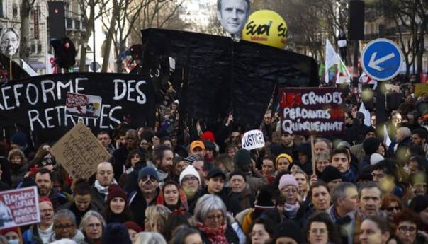 U Francuskoj danas demonstracije i štrajkovi protiv reforme penzije