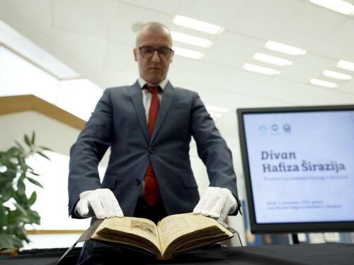 U Gazi Husrev-begovoj biblioteci predstavljen restaurirani rukopis 'Divan' Hafiza Širazija