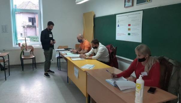 U Goraždu do 16 sati glasalo 48,33 posto birača