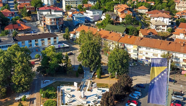 U Gradačcu proglašena trodnevna žalost