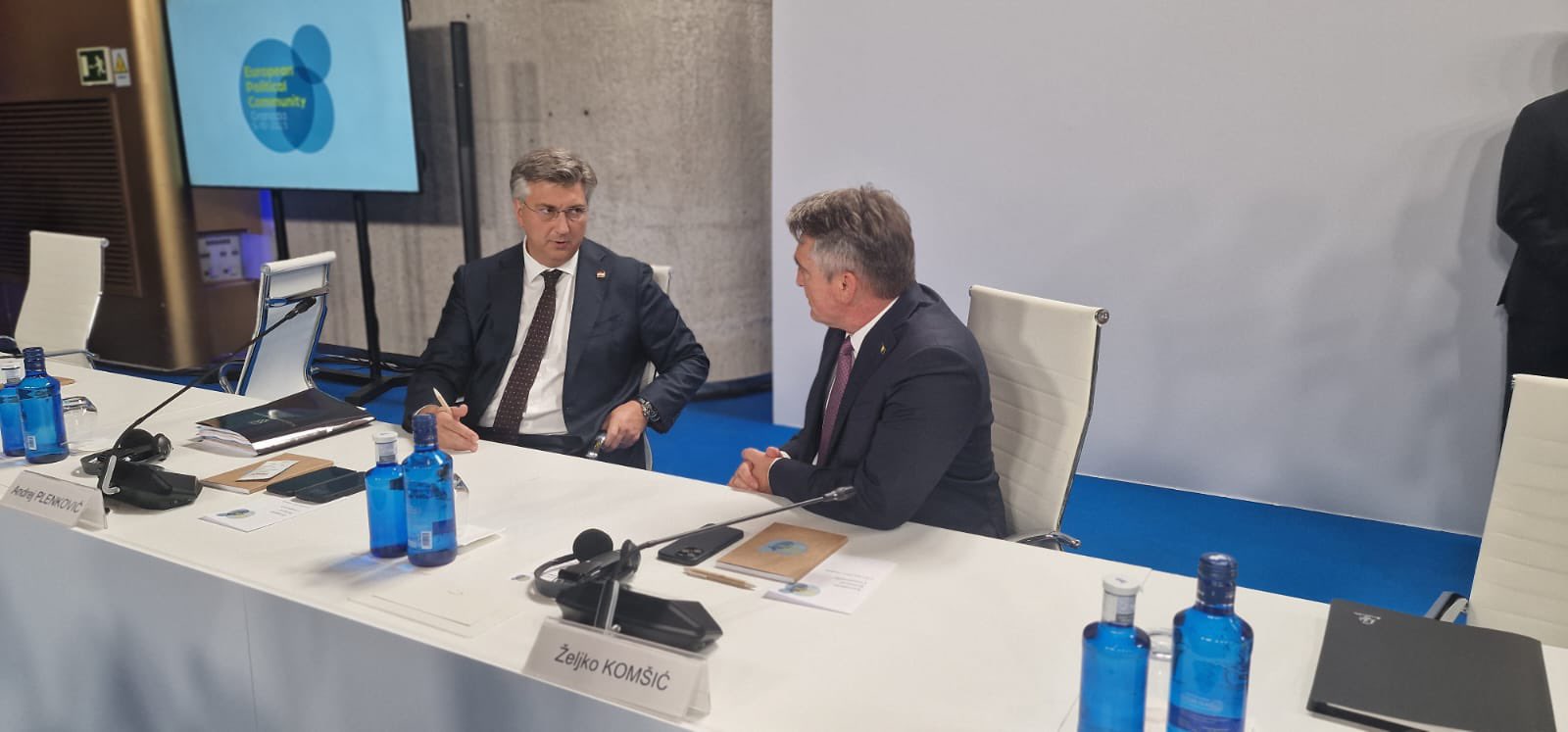 U Granadi se sastali Komšić i Plenković