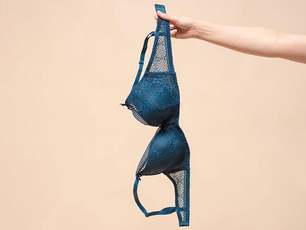 U grudnjaku švercovala 350 igara za Nintendo Switch, odalo je 'bujno poprsje'